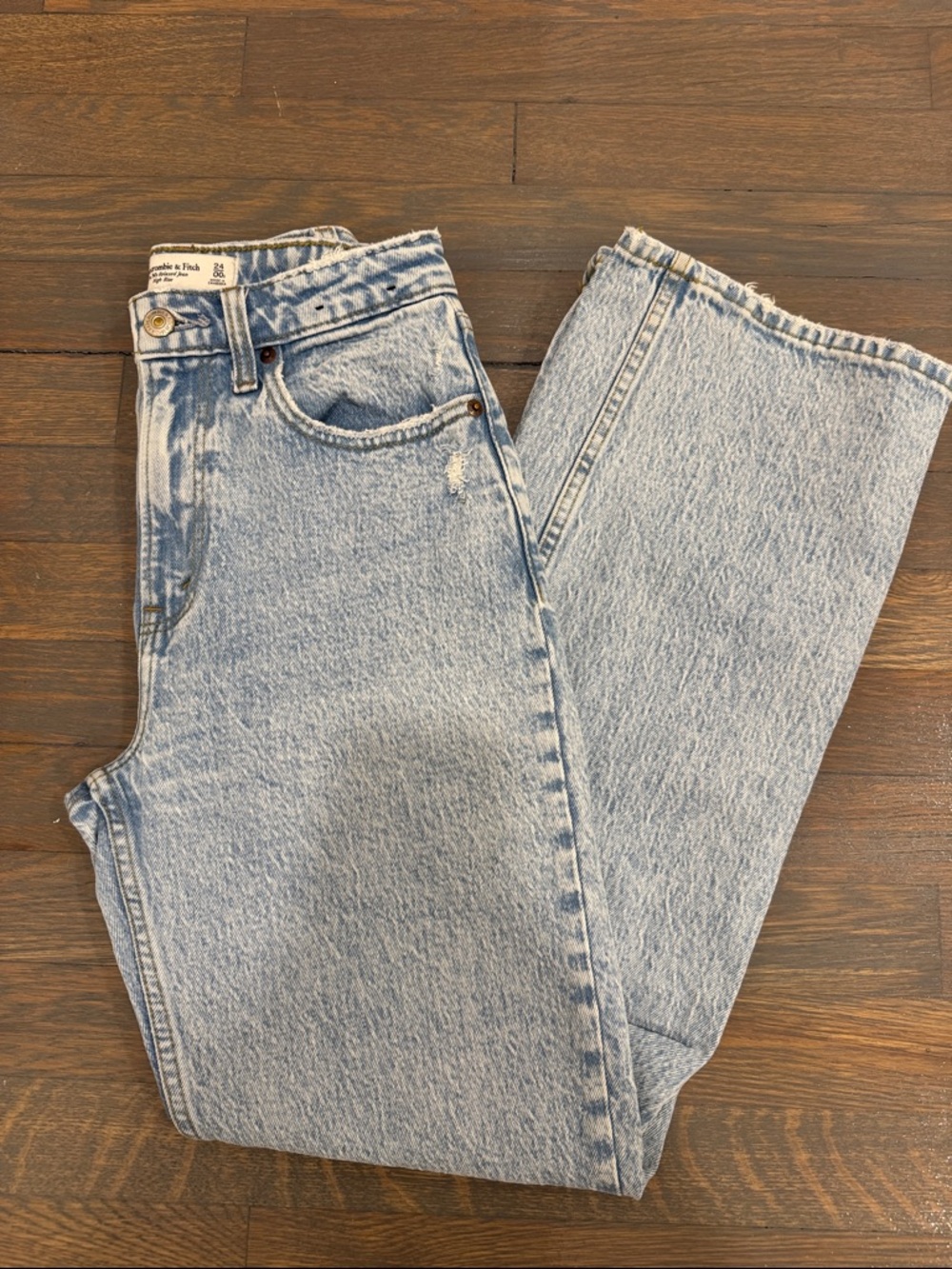 SOLD! Curve Love 90s Relaxed Jean